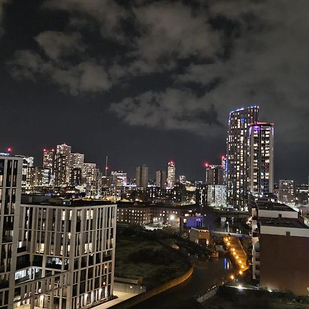 Cosy Views Apartment ลอนดอน ภายนอก รูปภาพ