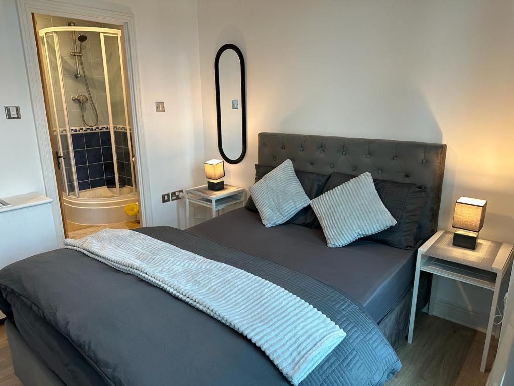 Cosy Views Apartment ลอนดอน ภายนอก รูปภาพ