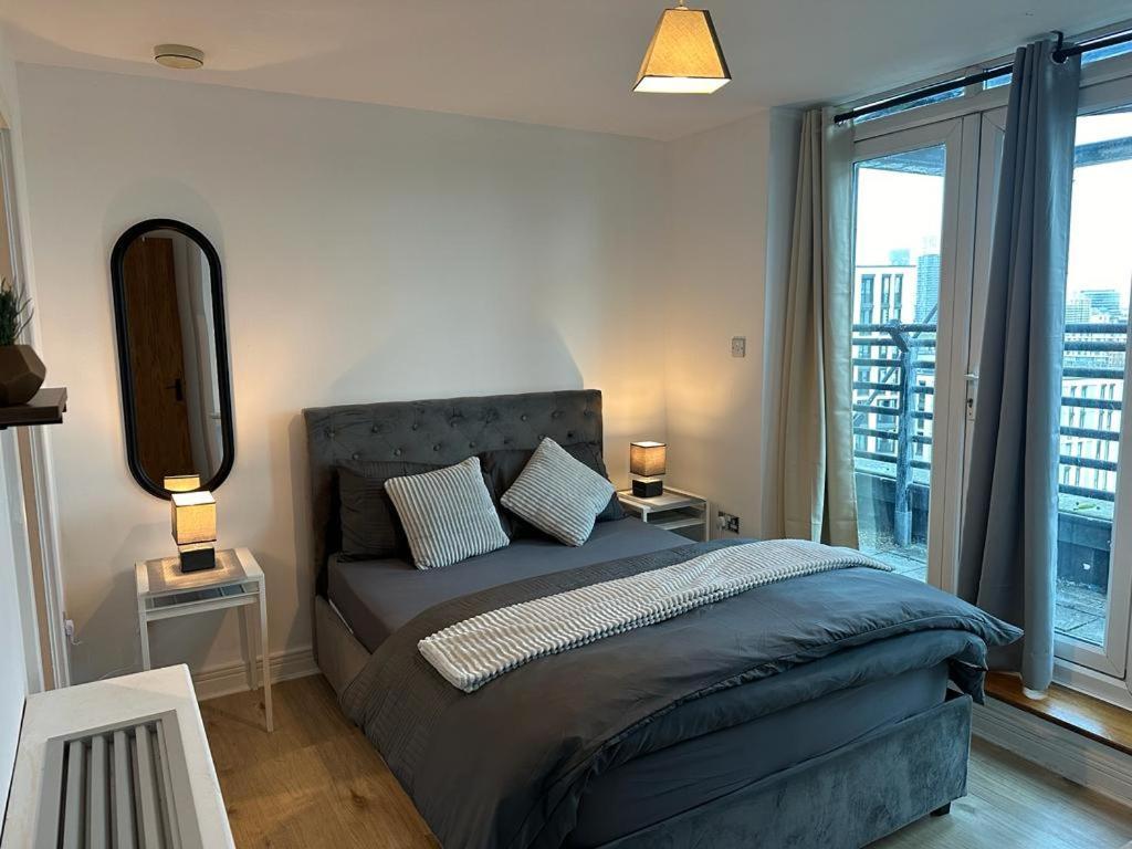 Cosy Views Apartment ลอนดอน ภายนอก รูปภาพ