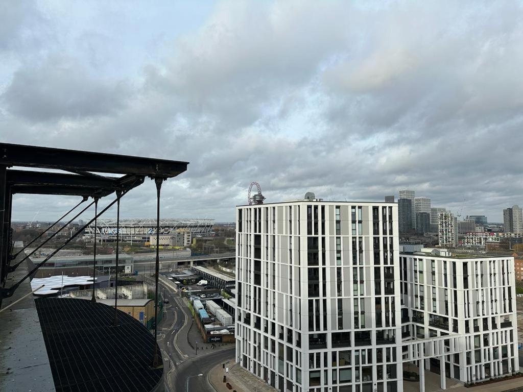 Cosy Views Apartment ลอนดอน ภายนอก รูปภาพ
