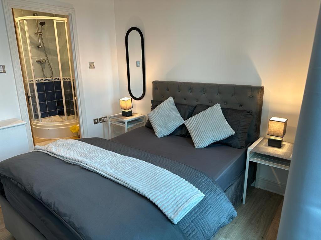 Cosy Views Apartment ลอนดอน ภายนอก รูปภาพ